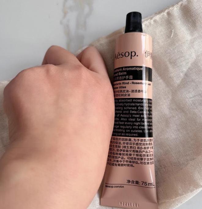 果好？2025年十大名牌护手霜实测推荐榜AG旗舰厅网站首页护手霜多少钱的牌子效(图7)