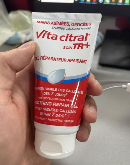 保湿护手霜哪个有效？护手霜推荐第一名AG旗舰厅网站入口2025秋冬抗皱(图2)